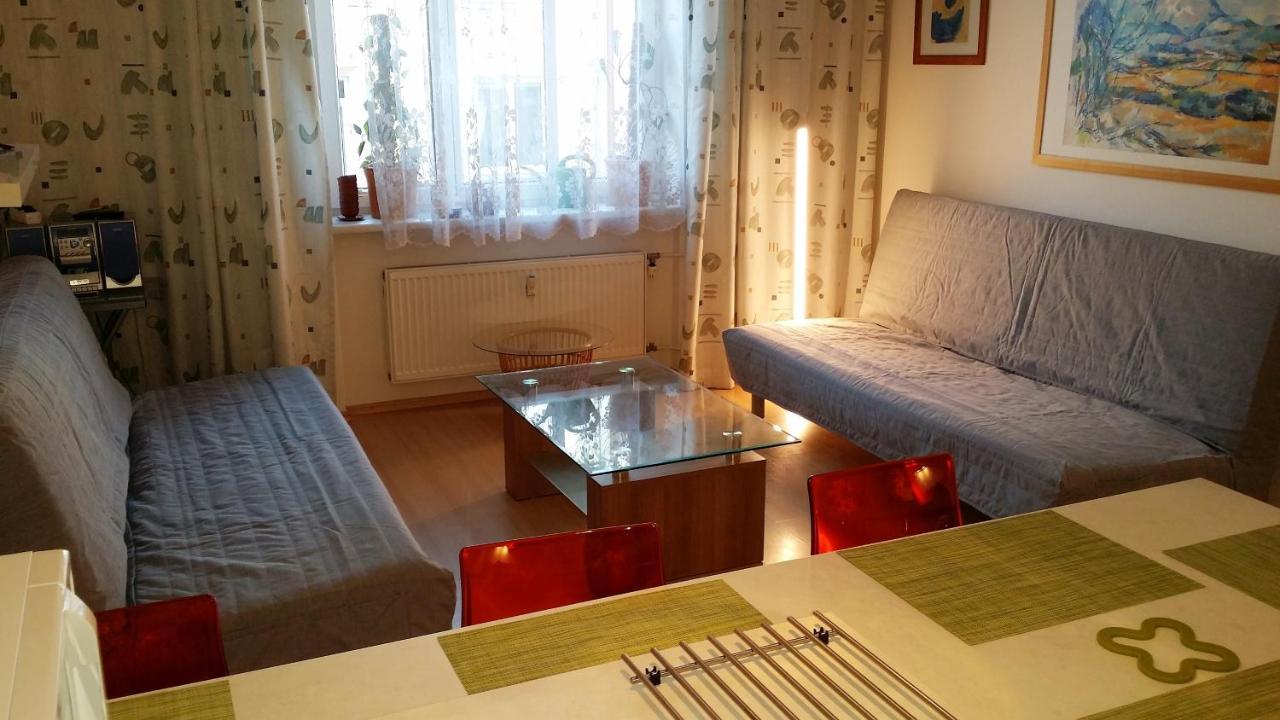 Holiday Apartments Карлові Вари Екстер'єр фото