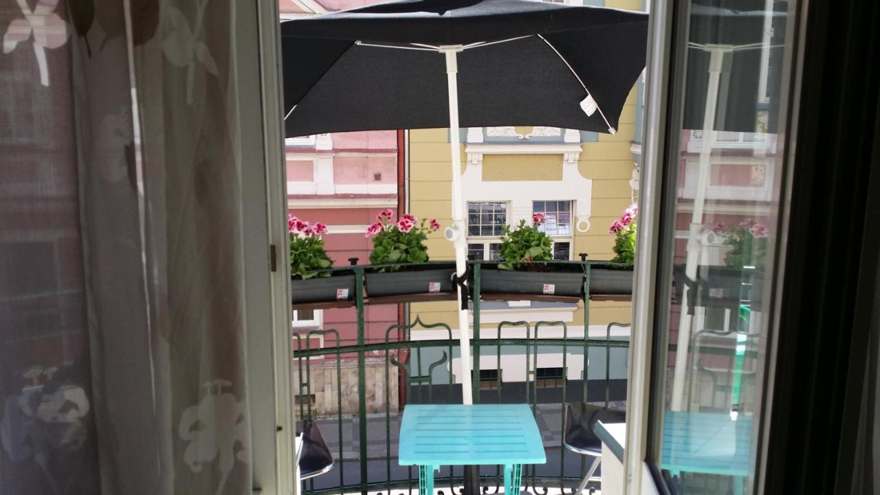 Holiday Apartments Карлові Вари Екстер'єр фото