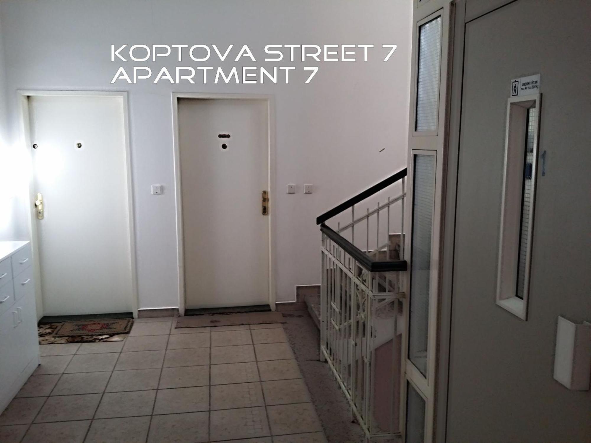 Holiday Apartments Карлові Вари Екстер'єр фото