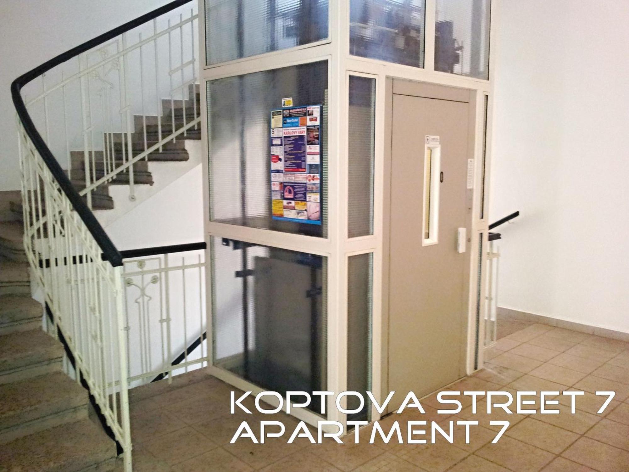 Holiday Apartments Карлові Вари Екстер'єр фото