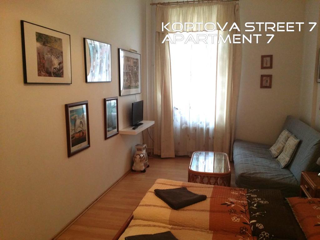 Holiday Apartments Карлові Вари Екстер'єр фото