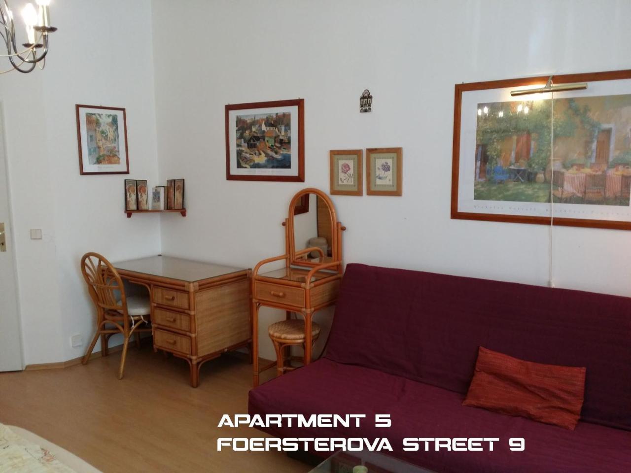 Holiday Apartments Карлові Вари Екстер'єр фото